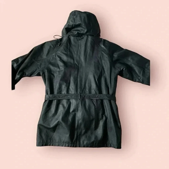 Men’s belted vintage leather jacket with removable hood - Picture 2 of 10